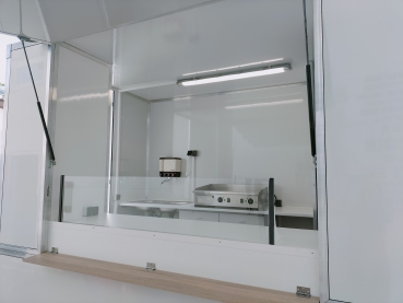 Verkaufsanhänger gebremst, abgelastet, mit Gas