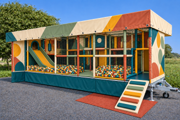 Spielmobil Anhänger Sandwichbauweise