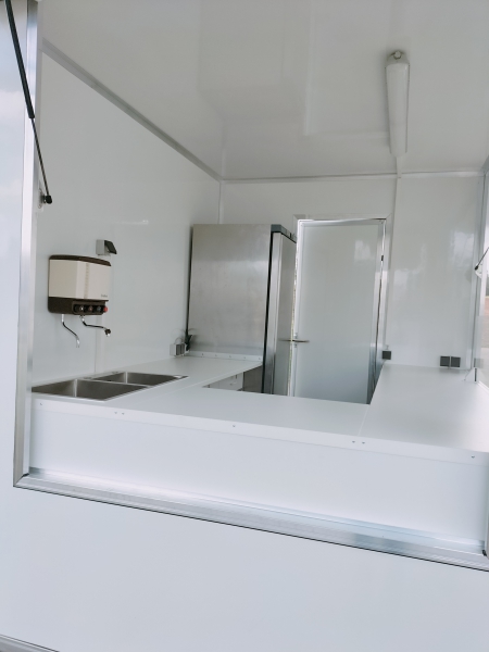 Verkaufsanhänger 750 kg , 2 Klappen, Starkstrom